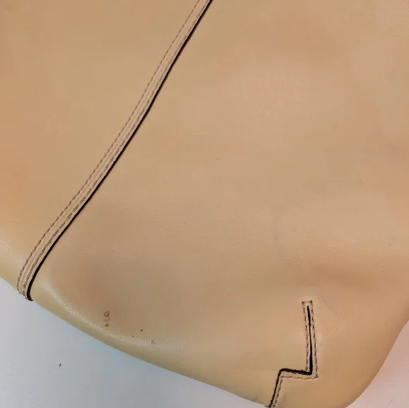 Vintage Coach Yellow Leather Bleecker Crossbody Shoulder Bag F13355 - Picture 7 of 14